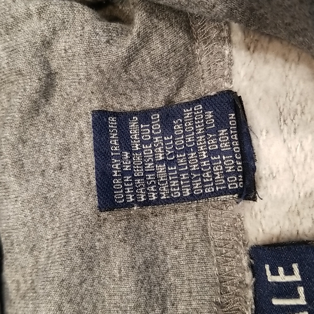 Aeropostale Athletics men's sz S Sweatshirt with hoodie good condition - Picture 4 of 5
